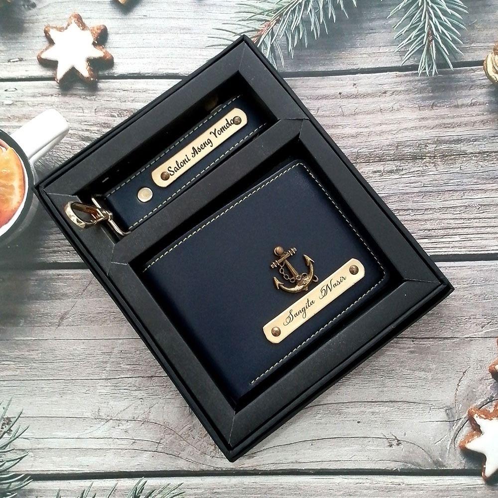 Personalized Leather Wallet with Customized Keychain with Name and Charm